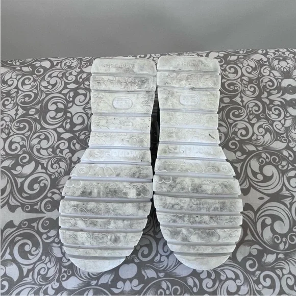 Wonders Sport Sneakers in Taupe and Platinum - Picture 6 of 9